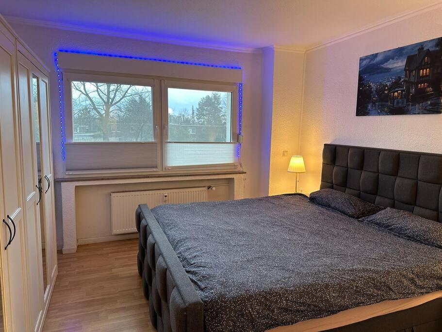 Top 3 Zimmer Appartment Bei Der Schalke Arena, Sport Und Natur Naehe Dortmund Essen Duesseldorf Oberhausen Gelsenkirchen Luaran gambar