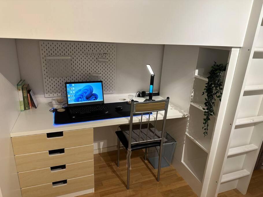 Top 3 Zimmer Appartment Bei Der Schalke Arena, Sport Und Natur Naehe Dortmund Essen Duesseldorf Oberhausen Gelsenkirchen Luaran gambar